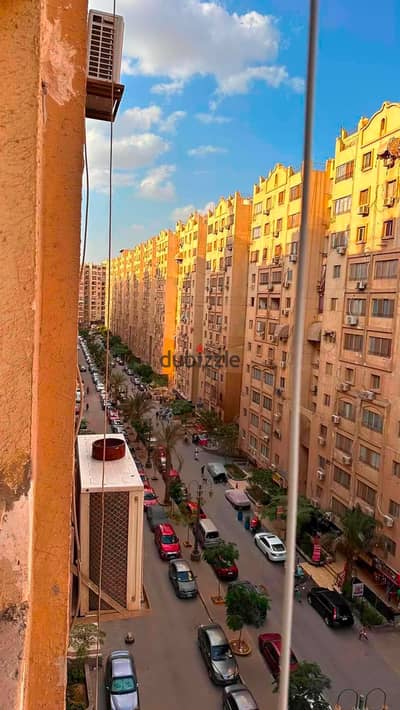 Zahraa Al-Maadi Amair Beitcho American City