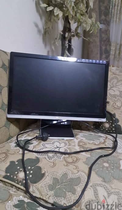 للبيع بالعبور شاشة كمبيوتر جيمينج بحالة الجديد