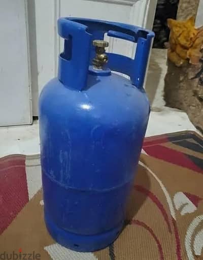 انبوبه بوتجاز ممتلئه ومعاها المنظم والخرطوم وقاعده استانلس