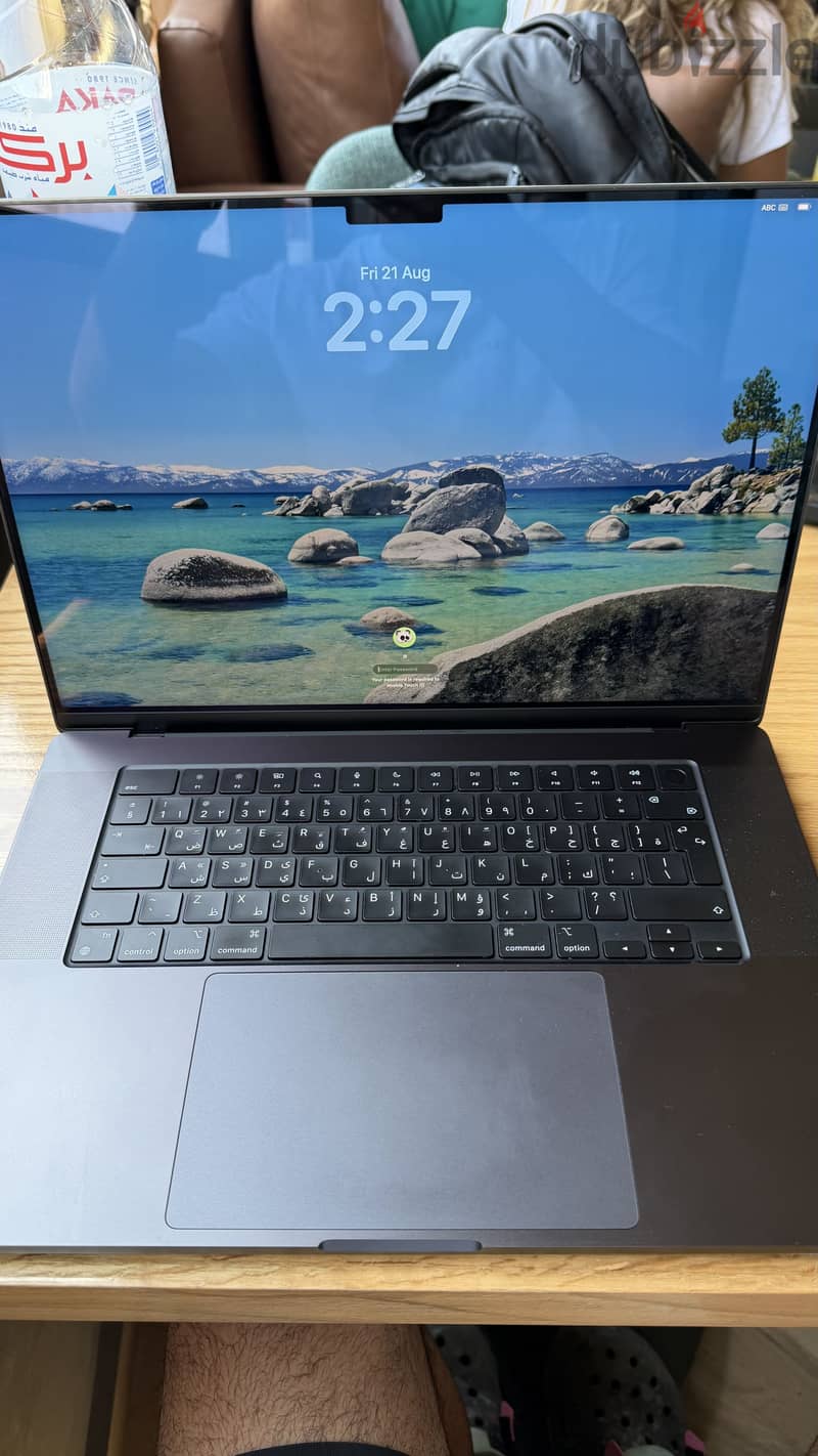 Macbook pro m4 pro 16 inch 1