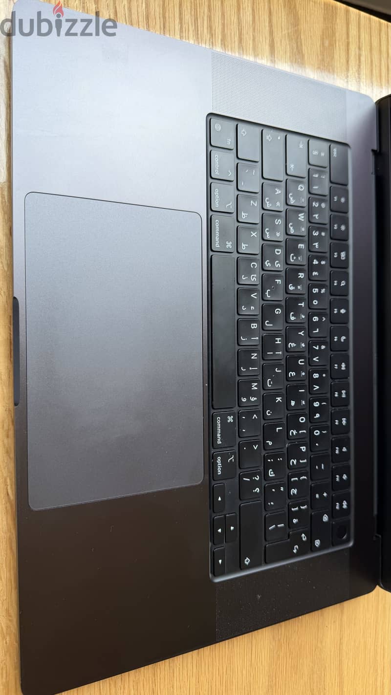 Macbook pro m4 pro 16 inch 4