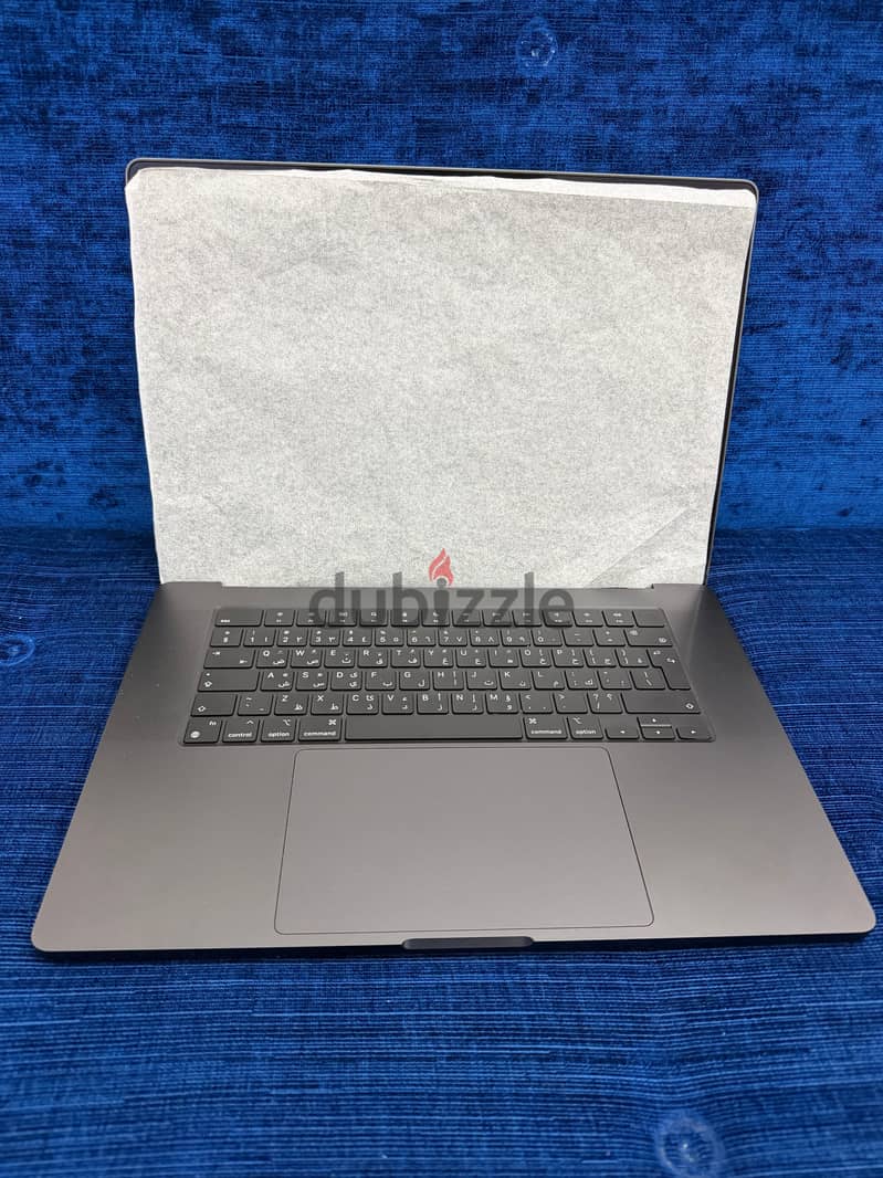 MacBook pro m4 max 16 inch 3