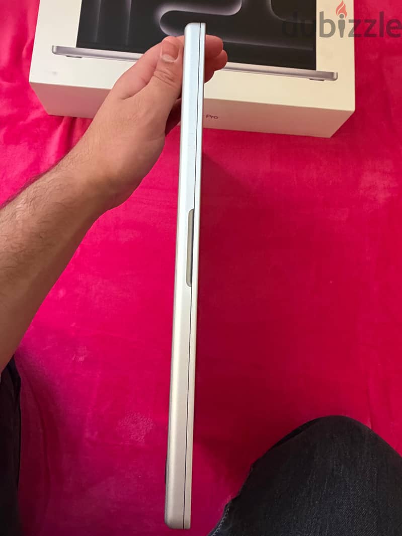 MacBook pro m4 pro 16 inch 2