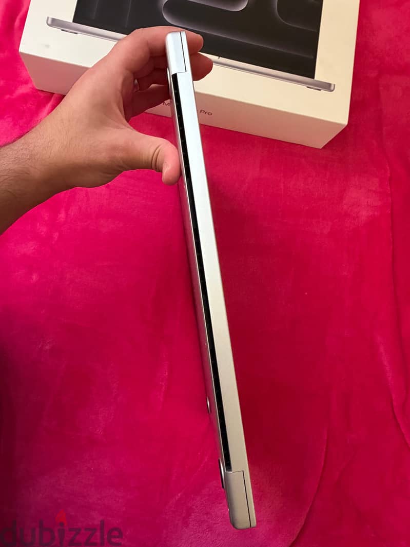 MacBook pro m4 pro 16 inch 5