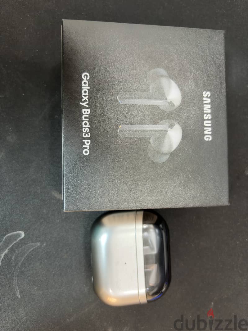 Galaxy Buds3 Pro 1