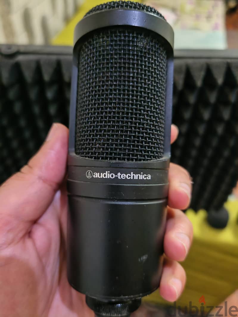 AT 2020 MIC XLR + Isolation Shield + Shock Mount 2
