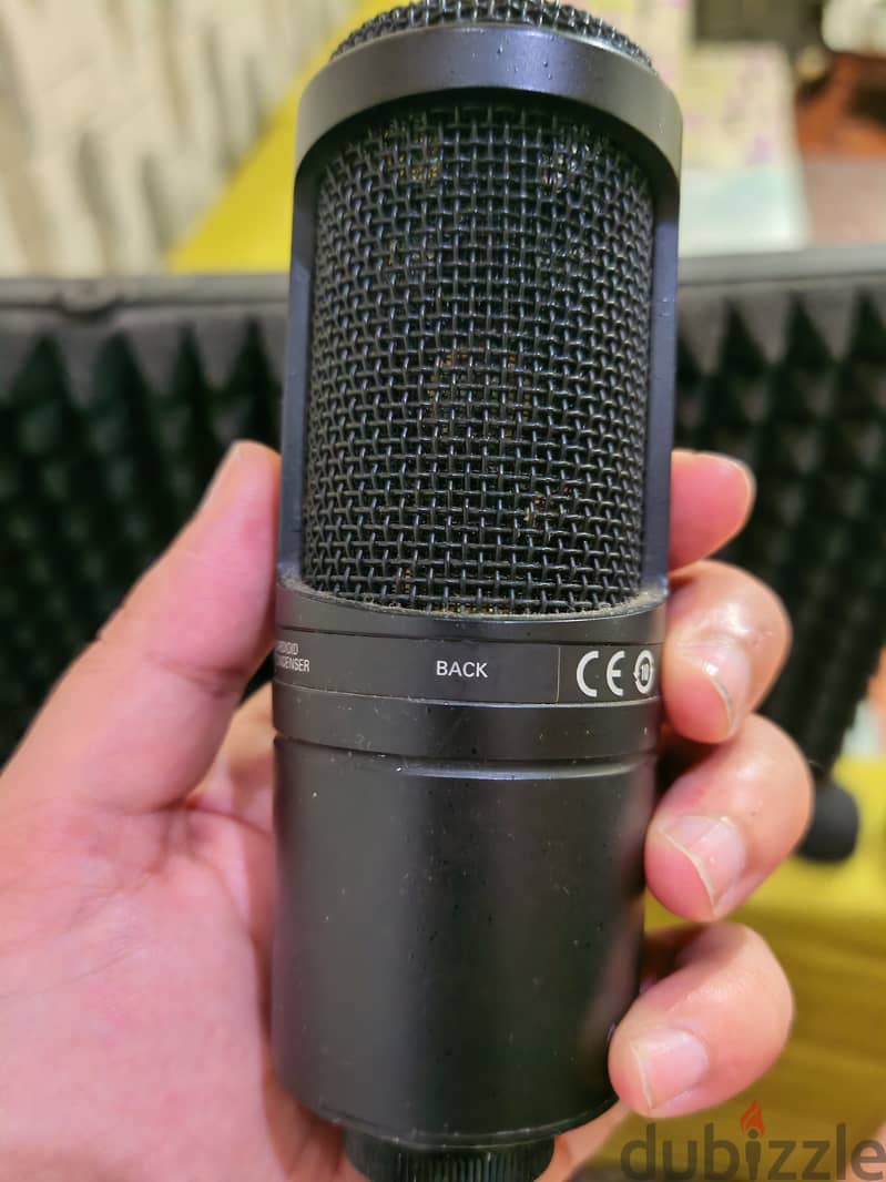 AT 2020 MIC XLR + Isolation Shield + Shock Mount 4
