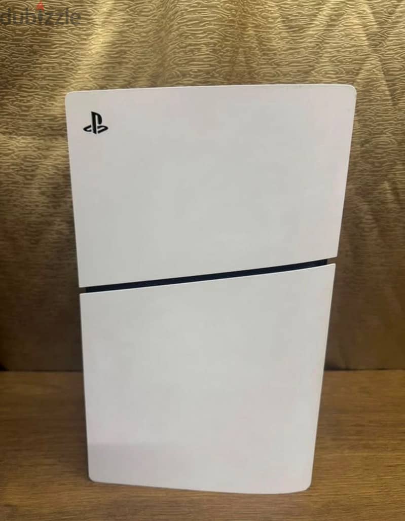 PlayStation 5 slim 1