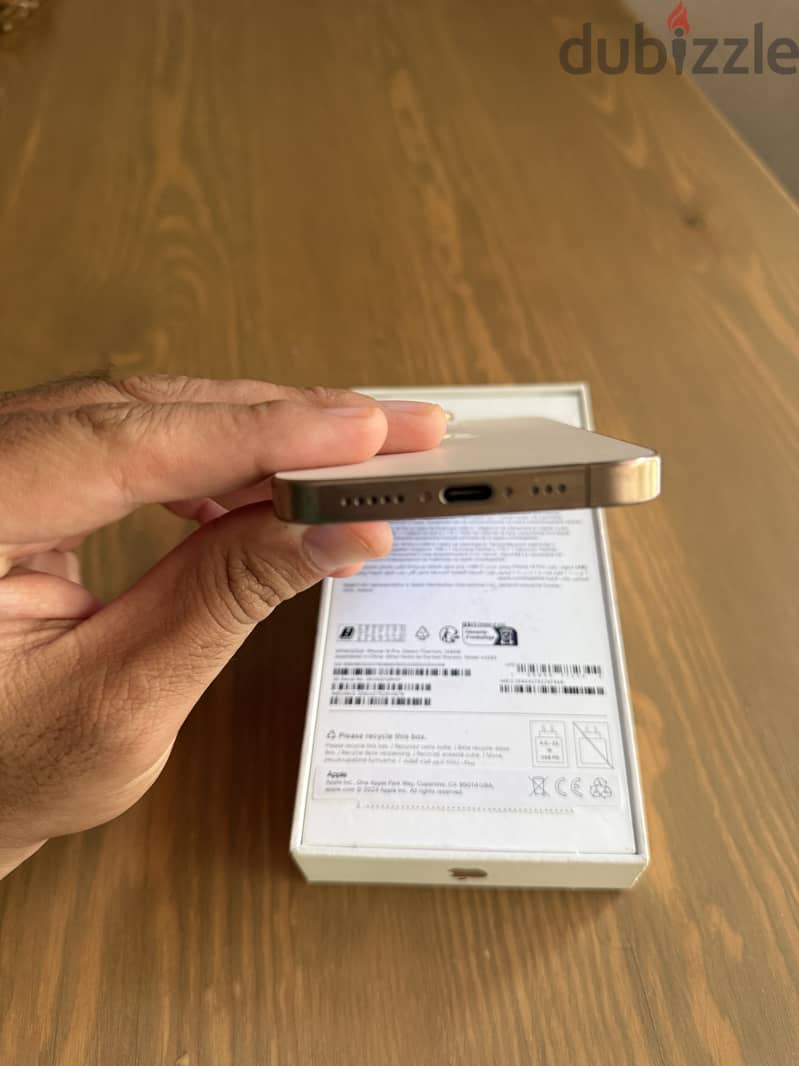Apple - iPhone 16 Pro Battery 91% 3