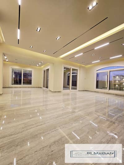 Freehold apartment for sale in Madinaty, New Cairo – custom finishes.