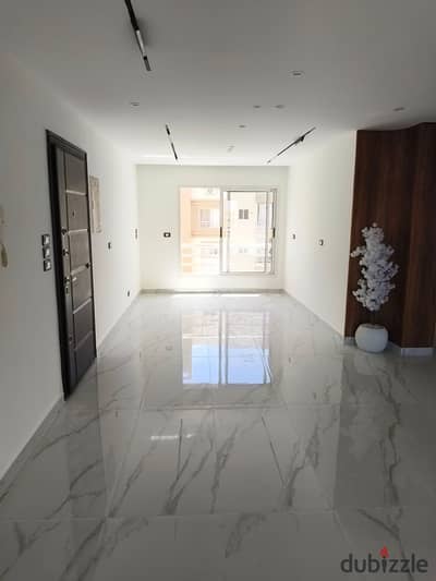 Apartment for sale in my city 143m repeated floor Talaat Mostafa view street and services super super finishing B6