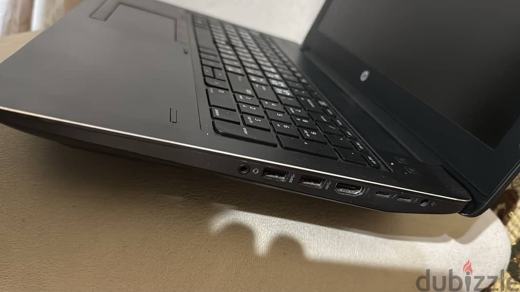 لاب توب hp 1