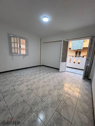 شقه في الإسكندرية العجمي شاطي النخيل موقع سكني ممتاز خلف فتح الله ماركت