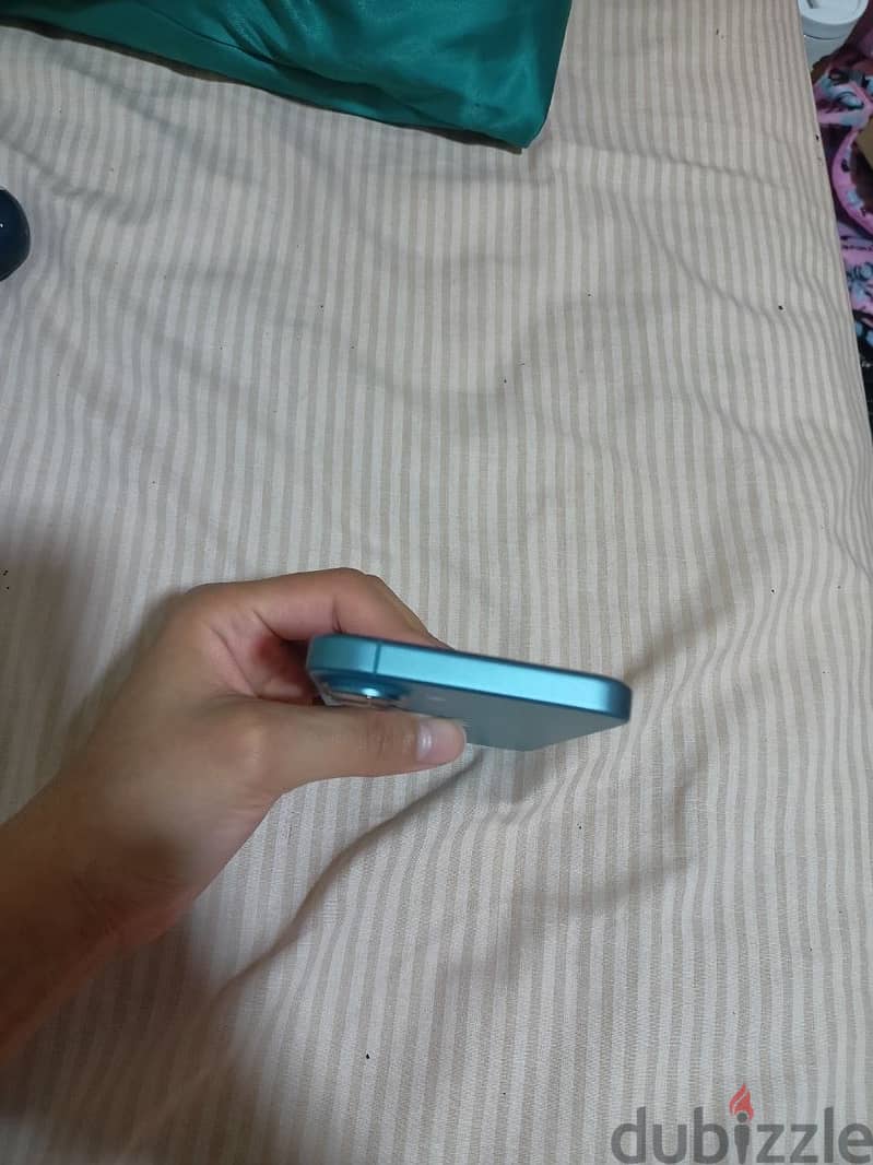 Apple - iPhone 16 3