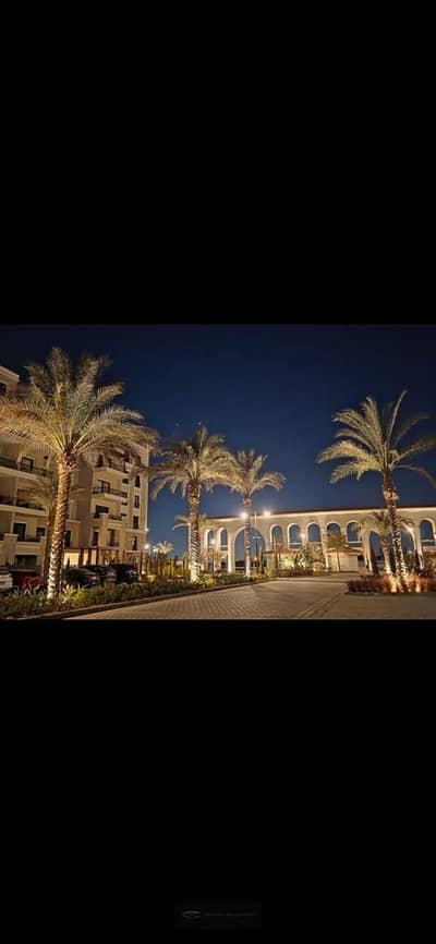 Apartment for sale 154 meters 3 rooms + 3 bathrooms + direct view of villas and gardens + immediate receipt + all installments paid + including maintenance, garage, and club.