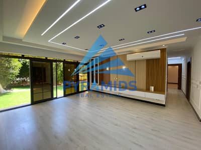 Cash Sale – Premium Ground-Floor Apartment in Madinaty B8  A rare opportunity to own a premium apartment in one of the most prestigious and sought