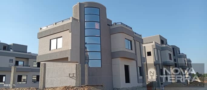 فيلا type A للبيع في الحزام الاخضر