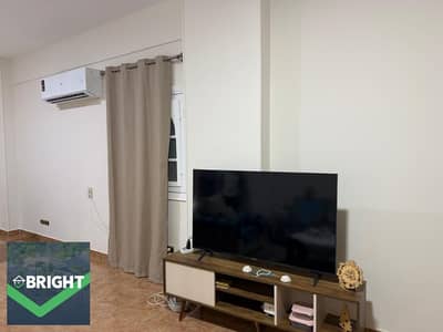 شقه للبيع 250 متر متشطبه النرجس عمارات التجمع الخامس