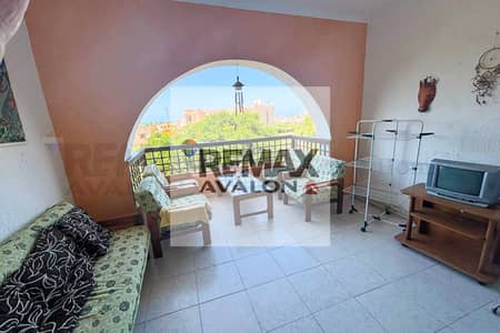 فرصتك لامتلاك شاليه 125م² مميز بمطلات مفتوحة في مارينا 2 - الشانزيليزيه