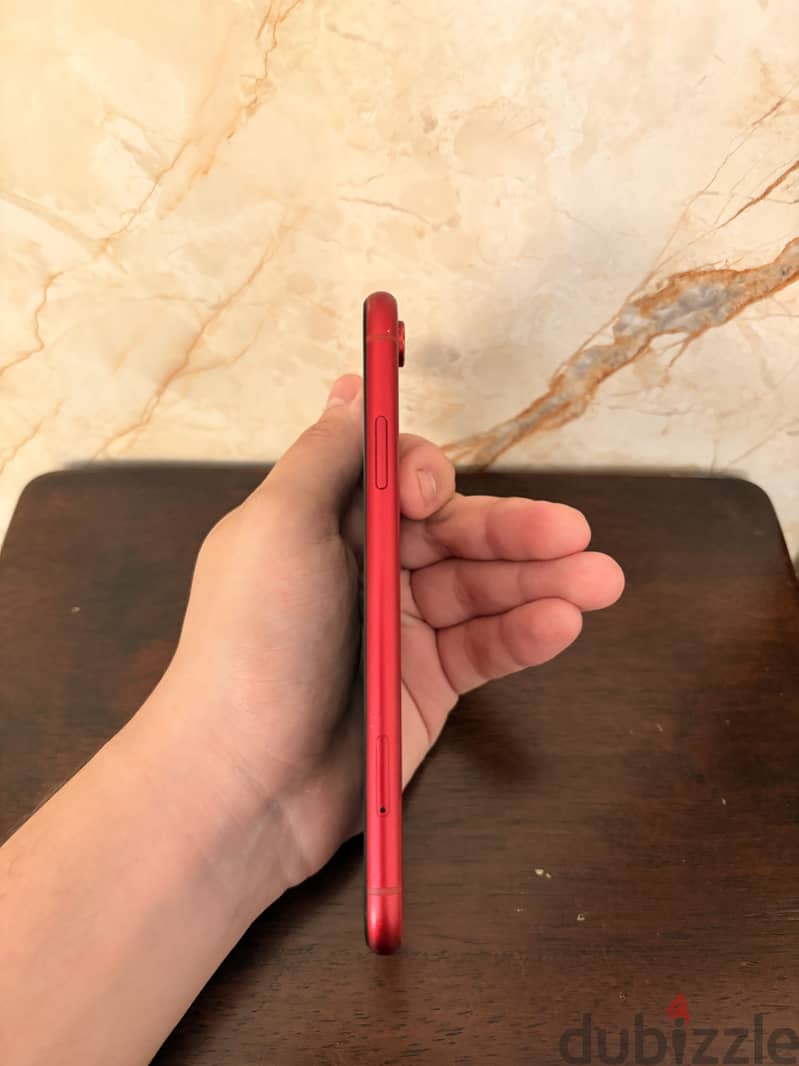 Apple - iPhone XR 4
