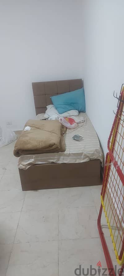 سرير فردي