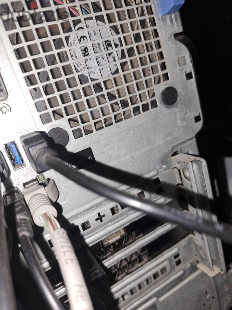 Rtx 3050 Intel core i7 8700 16 DDR4 pc 2