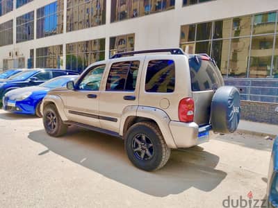 جيب ليبرتي فابريكة اعلي فئة jeep liberty