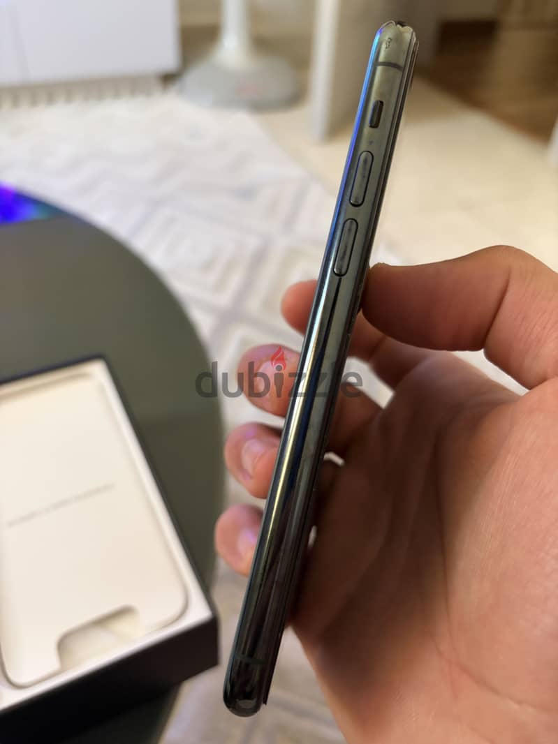 Apple - iPhone 11 Pro 2