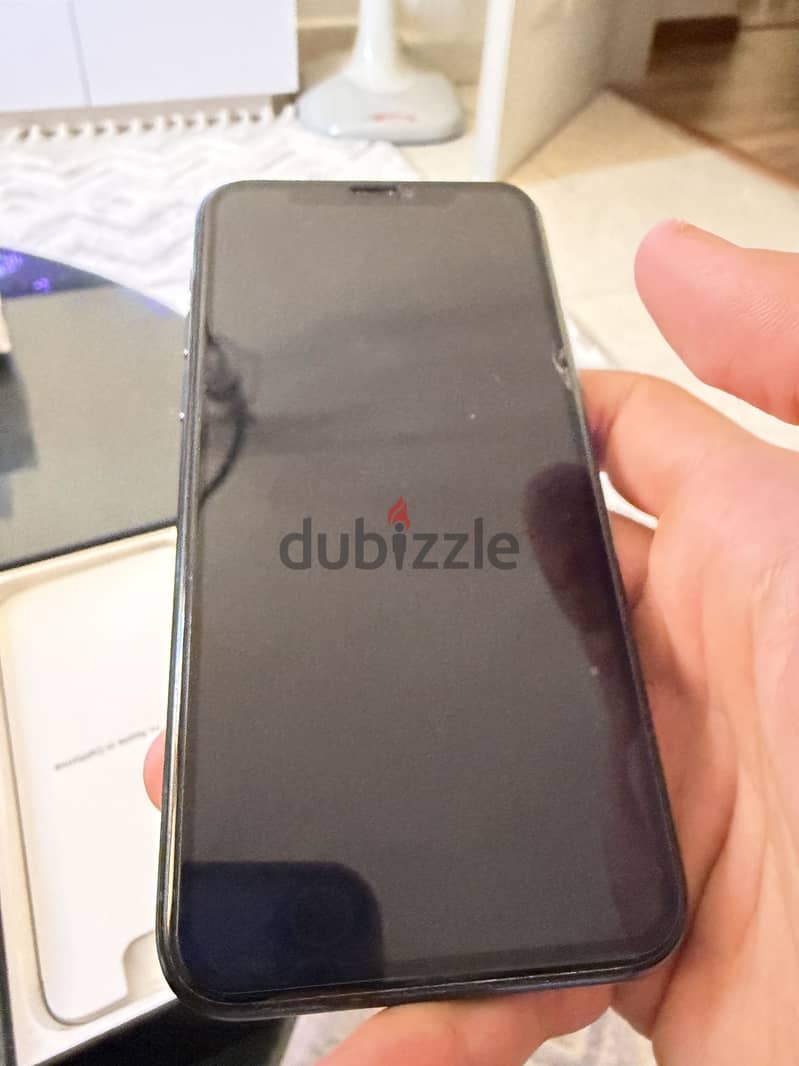 Apple - iPhone 11 Pro 3