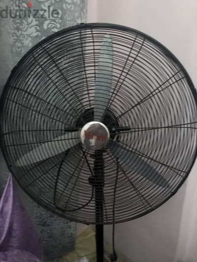 مروحة كبيرة