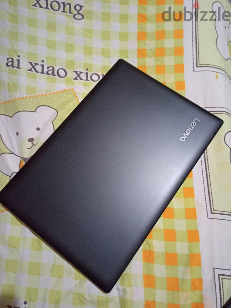 Lenovo IdeaPad 330-15IKB 1