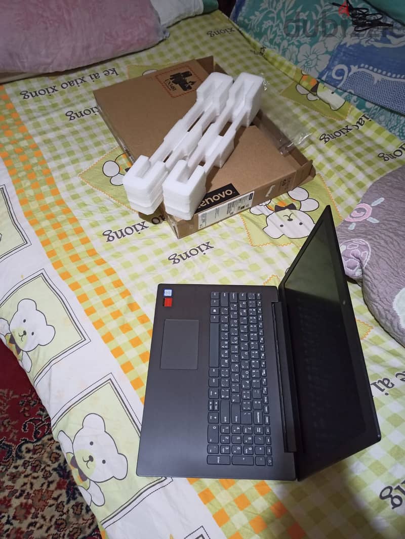 Lenovo IdeaPad 330-15IKB 3