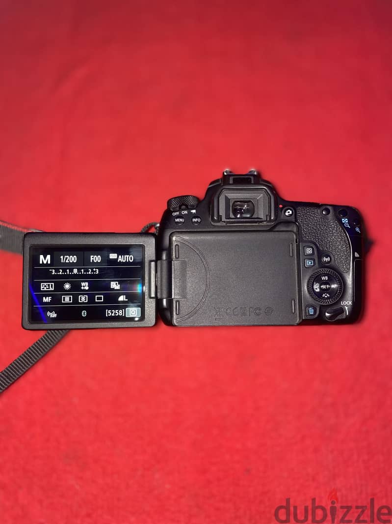 Canon 77d 4