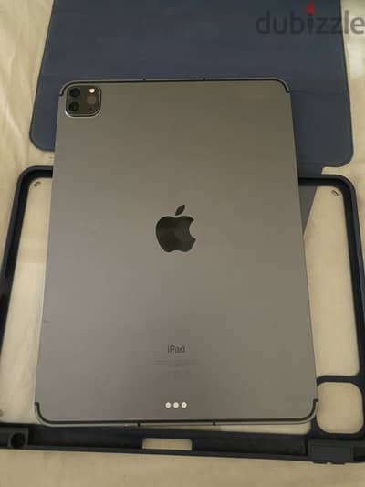 Ipad pro m1 512gb شريحه