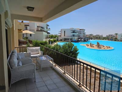 Chalet for sale in Marassi Blanca North Coast, three rooms, three bathrooms and another nanyroom + private bathroom, direct on the lagoon - Marassi northcoast
