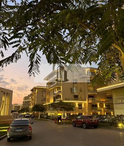 بسعر كاش مميز شقه نصف تشطيب  فيو على كلوب هاوس كمبوندMountain View اي سيتي فى Club Park