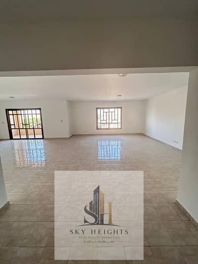 Apartment for rent, vacant, in Al Rehab – New Phase 5. A special apartment with an area of 250 sqm, a quiet location with a view of villas, and the