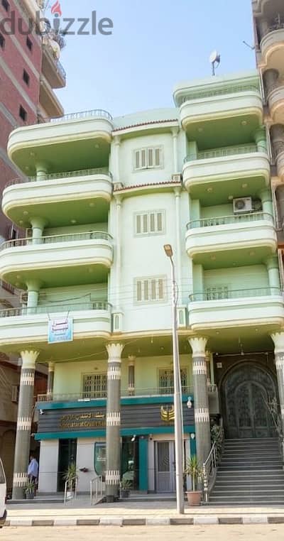 بيت في شها، السلام على الطريق الرئيسي مباشرة بجوار الكلية البيطرية