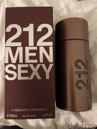 Perfumes فاضيه بالعلبه