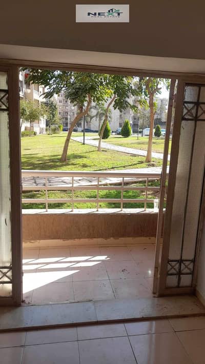 للايجار في مدينتي قانون جديد شقه 103 متر في b6 للوكيشن مميز جداا ع الخدمات وبجوار الساوث بارك   بحري فيو جاردن الايجار شامل 2 تكييف