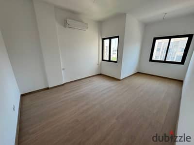Penthouse for rent in new cairo fifth settlement Fifth square marasem compound