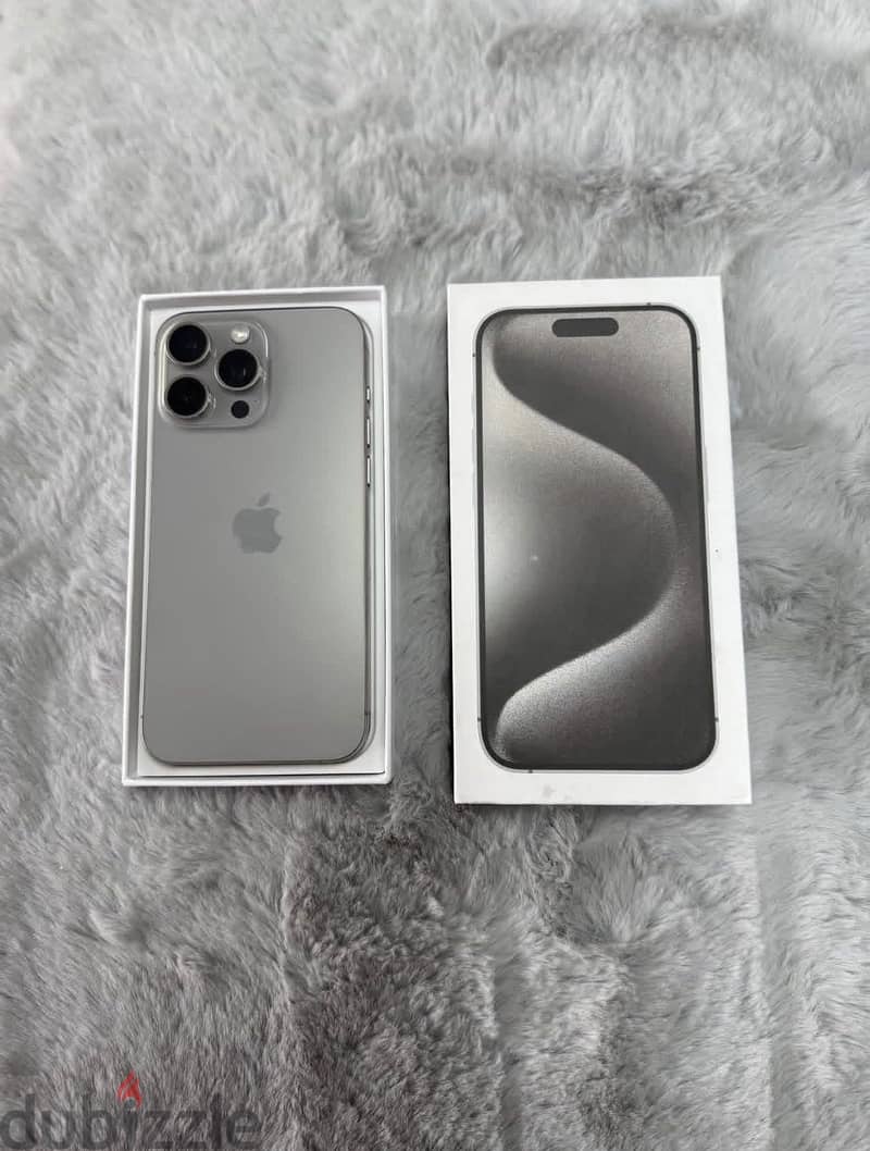 Apple - iPhone 15 Pro Max 4