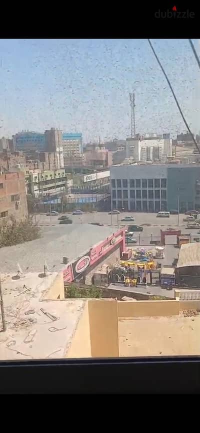 Apartment for sale on Jamal al-Afghani Street; overlooks Al-Haram Street and Sayed Darwish Hall. Area: 190 sqm. Elevator available. Custom finishing.