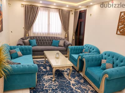 للبيع انتريه عمولة خشب زان – حالة ممتازة جدًا
