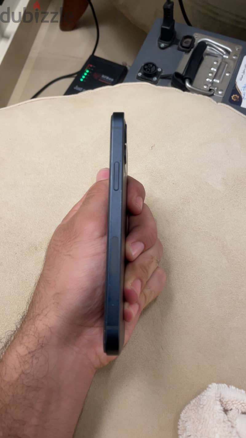 Apple - iPhone 12 6