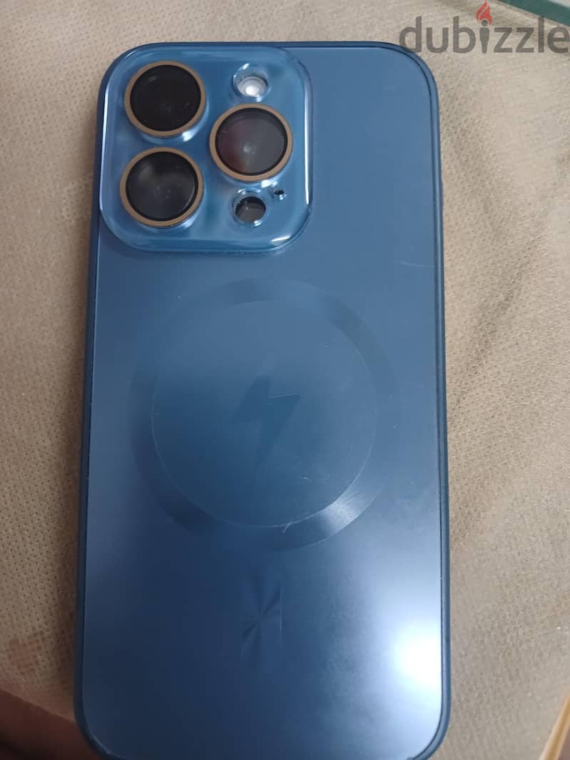 Apple - iPhone 15 Pro 4