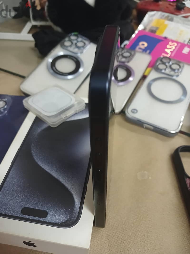 Apple - iPhone 15 Pro 5