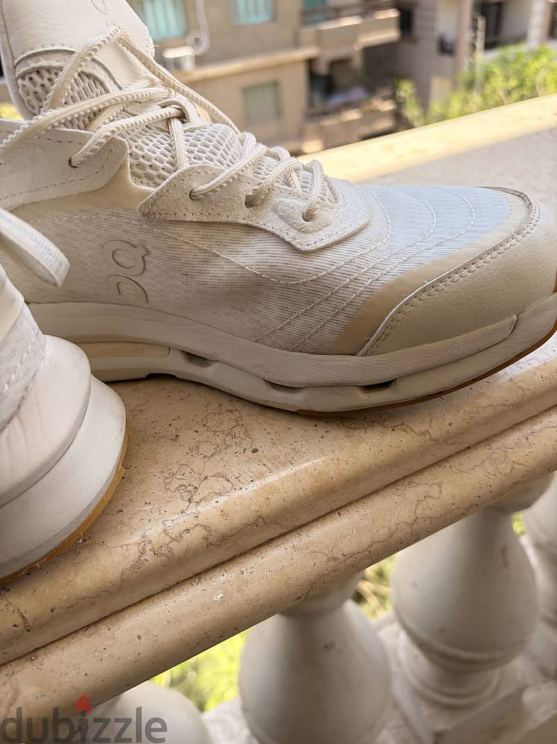 Premium authentic On Cloud shoes - with official ON receipt 3