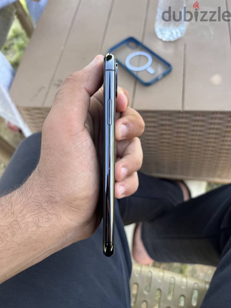 آبل - آيفون اكس 1