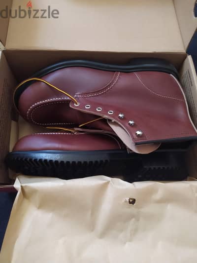 redwing safety shoes